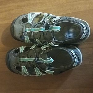 Sandals, water/boat sandals